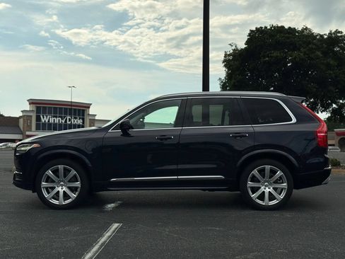Used 2017 Volvo XC90 T8 Inscription w/ Vision Package AWD/4WD image 8