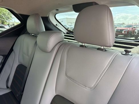 Used 2023 Nissan Kicks SR w/ SR Premium Package FWD image 13