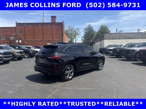 Certified 2023 Ford Escape ST-Line w/ Equipment Group 301A FWD image 3