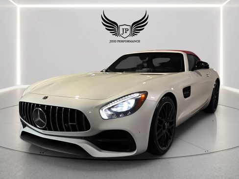 Used 2018 Mercedes-Benz AMG GT Roadster image 5