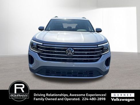 New 2026 Volkswagen Atlas SE image 3