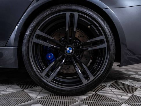 Used 2018 BMW M3 w/ Executive Package image 38