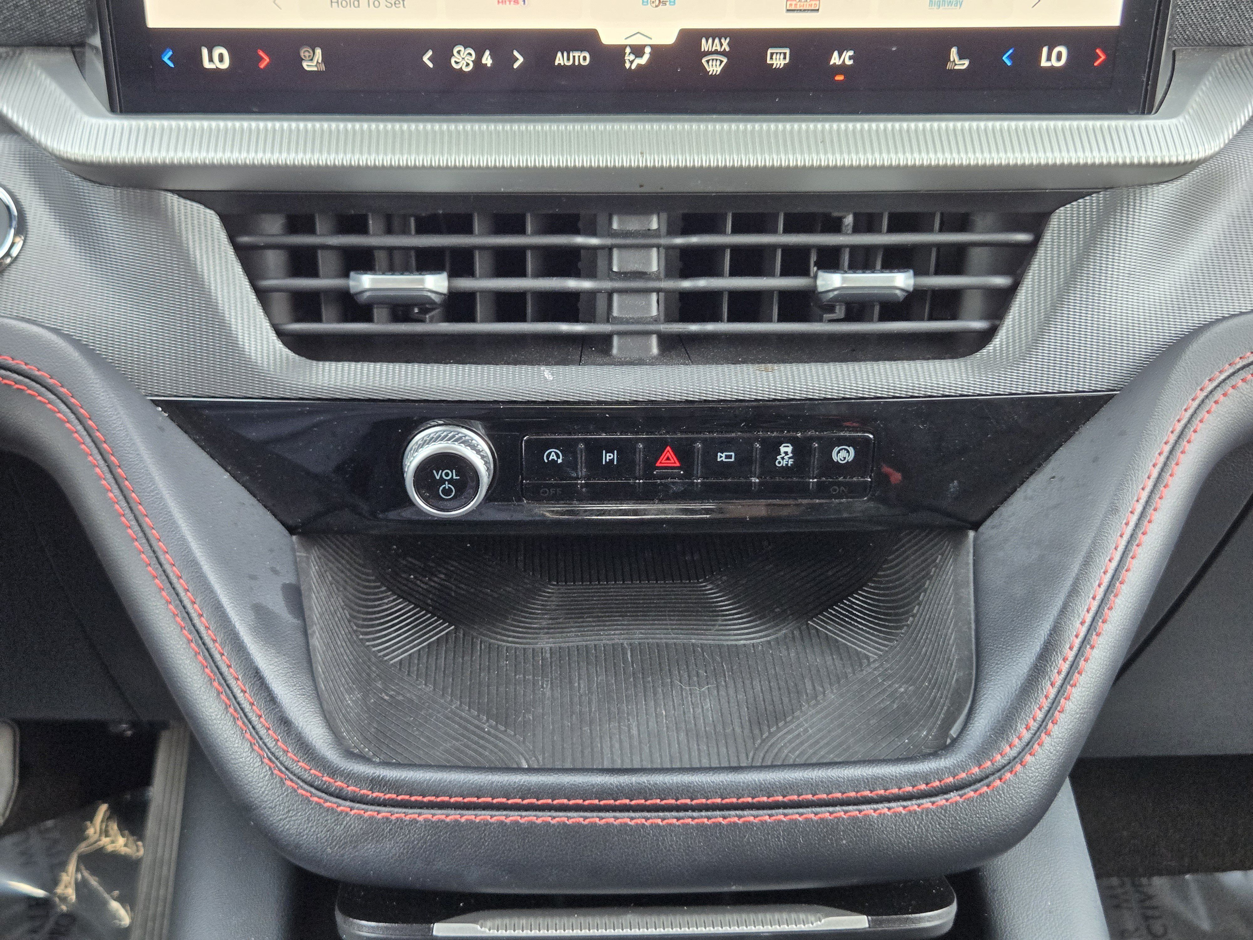 Used 2025 Ford Explorer ST-Line AWD/4WD image 19