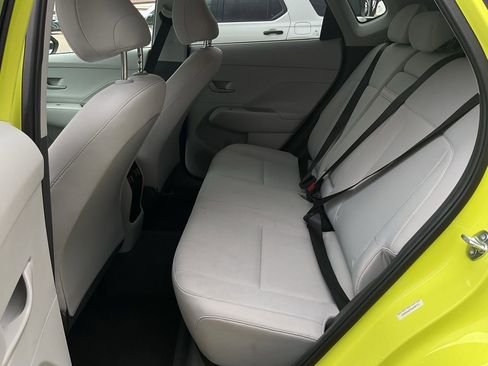 Used 2025 Hyundai Kona SEL FWD image 12