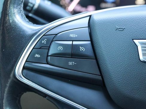 Used 2018 Cadillac XT5 AWD image 27