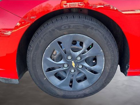 Used 2019 Chevrolet Cruze LS image 33