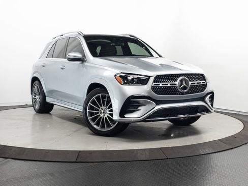Used 2024 Mercedes-Benz GLE 450e 4MATIC w/ AMG Line Exterior image 1