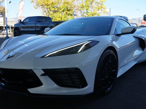 Used 2021 Chevrolet Corvette Stingray Preferred Cpe w/ Z51 Performance Package image 7