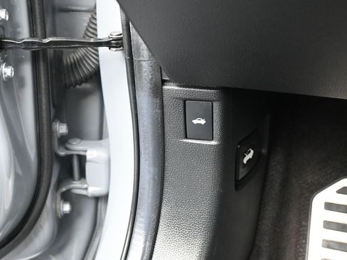 Used 2024 Honda Accord Sport image 37