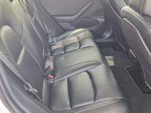 Used 2019 Tesla Model 3 Mid Range RWD image 19