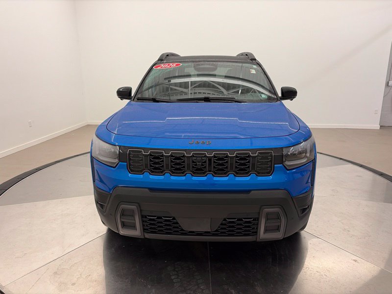 Used 2026 Jeep Cherokee Overland w/ Advanced Pro Tech Group AWD/4WD image 8