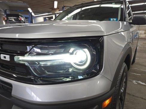 Used 2021 Ford Bronco Sport Outer Banks image 5