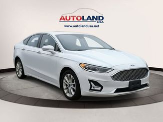 Used 2020 Ford Fusion Energi Titanium video 3