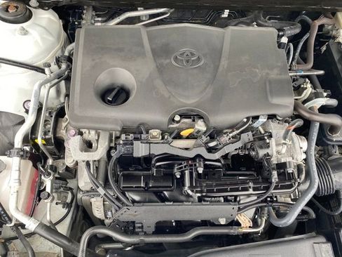 Used 2023 Toyota Camry SE image 20