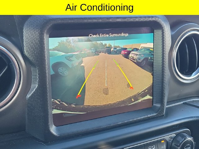 Used 2023 Jeep Wrangler Unlimited Rubicon 4xe AWD/4WD image 16