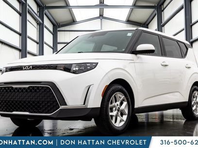 Used 2023 Kia Soul LX w/ LX Technology Package