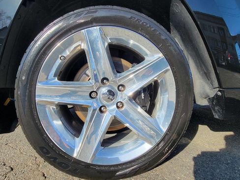 Used 2008 Jeep Grand Cherokee SRT8 w/ SRT Option Group II image 35