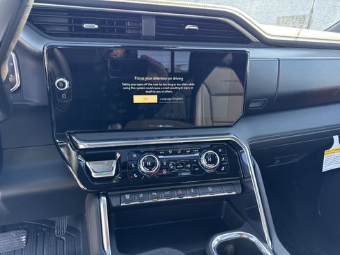 New 2026 GMC Sierra 2500 Denali w/ Denali Reserve Package image 20