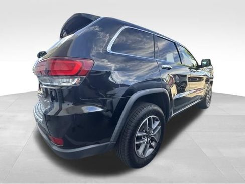 Used 2021 Jeep Grand Cherokee Limited AWD/4WD image 31