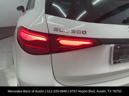 Used 2026 Mercedes-Benz GLC 300 image 30