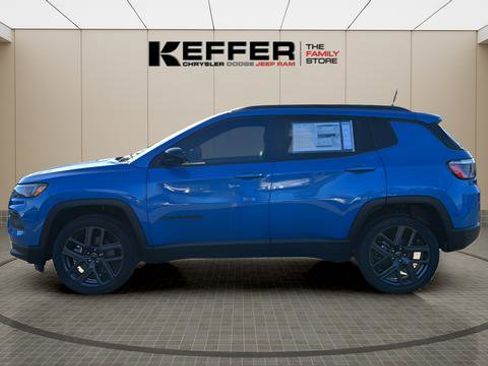 New 2026 Jeep Compass Latitude image 2