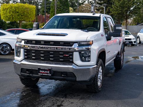 Used 2021 Chevrolet Silverado 2500 LT w/ Z71 Off-Road Package image 4