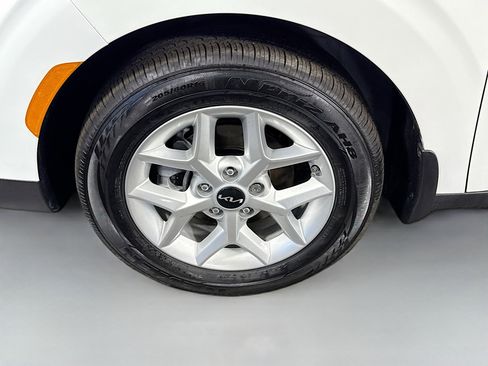 Used 2024 Kia Soul S image 38