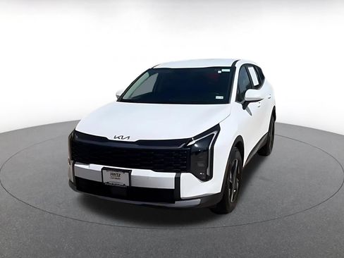 Used 2026 Kia Sportage LX FWD image 9