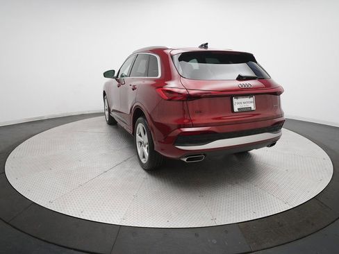 Certified 2025 Audi Q5 Premium Plus w/ Premium Plus AWD/4WD image 10