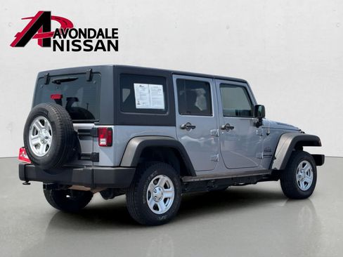 Used 2018 Jeep Wrangler Unlimited Sport AWD/4WD image 6
