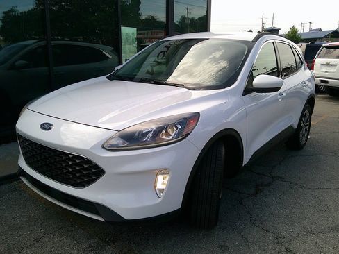 Used 2020 Ford Escape SEL AWD/4WD image 2