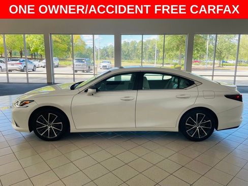 Certified 2025 Lexus ES 350 w/ Premium Package image 4