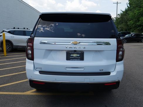Used 2022 Chevrolet Tahoe LT w/ Luxury Package image 6