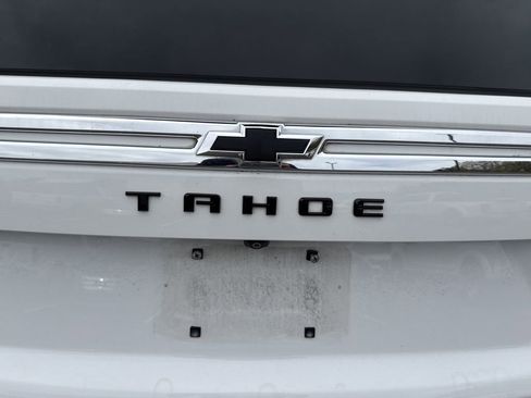 Used 2022 Chevrolet Tahoe LT w/ Luxury Package image 20