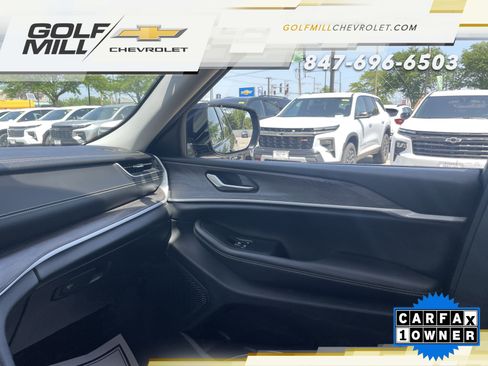 Used 2023 Jeep Grand Cherokee L Limited AWD/4WD image 25