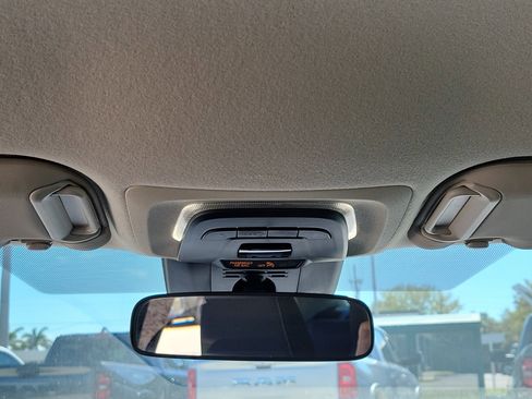 Used 2025 Toyota Corolla LE image 19