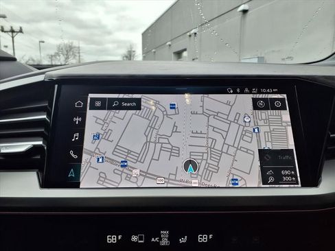 Used 2023 Audi Q4 e-tron Premium Plus w/ Premium Plus image 17