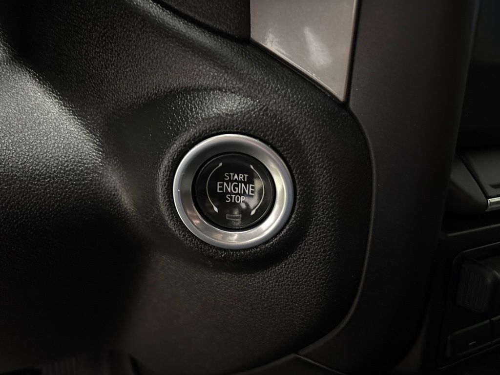 Used 2023 Chevrolet Silverado 1500 Custom AWD/4WD image 24
