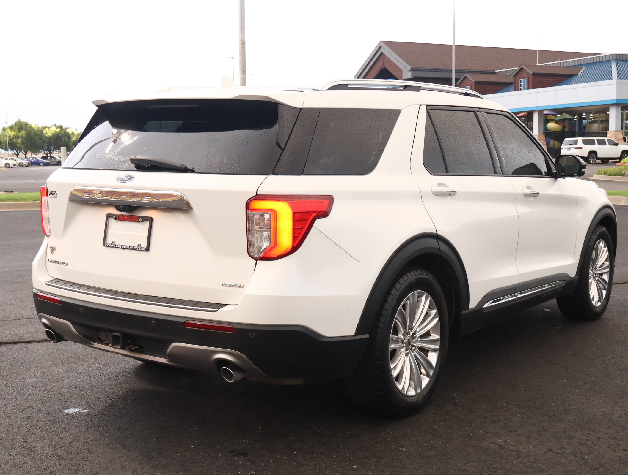 Used 2020 Ford Explorer Limited w/ Class III Trailer Tow Package RWD image 34
