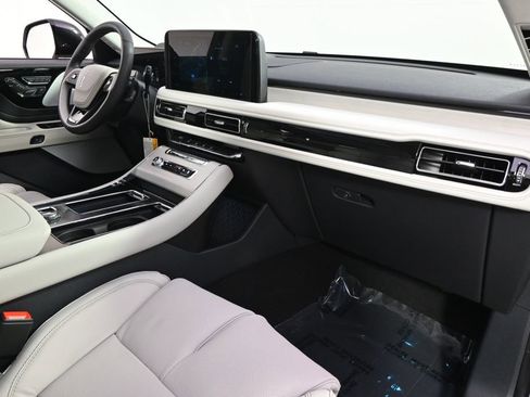 New 2026 Lincoln Aviator Reserve image 15