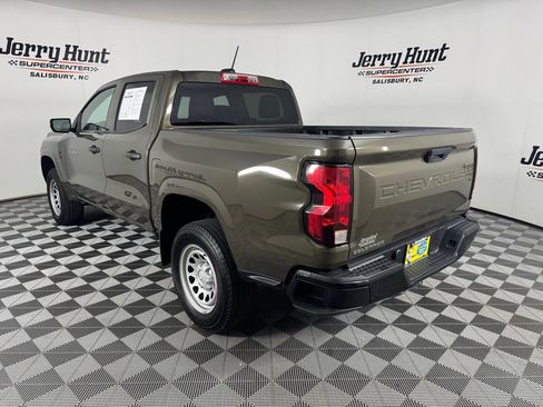 Used 2023 Chevrolet Colorado W/T RWD image 9