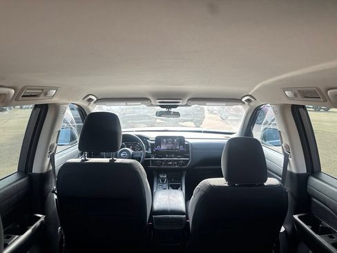 Certified 2024 Nissan Pathfinder SV w/ Cargo Package FWD image 32