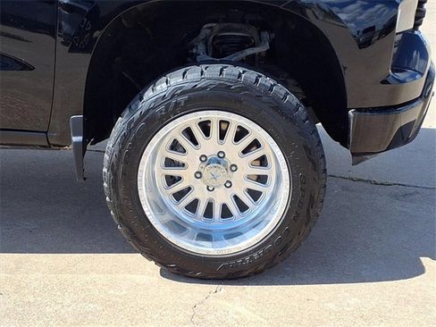 Used 2023 Chevrolet Silverado 1500 Custom Trail Boss w/ LPO, Dark Essentials Package image 20