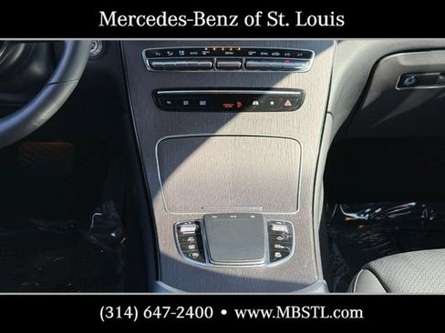 Used 2022 Mercedes-Benz GLC 300 4MATIC image 17