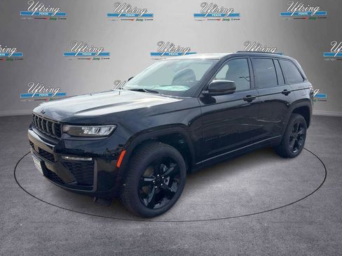 New 2026 Jeep Grand Cherokee Limited w/ Limited Altitude Package AWD/4WD image 7