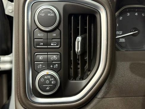 Used 2020 GMC Sierra 1500 SLT w/ SLT Premium Plus Package image 32