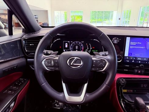 Used 2024 Lexus NX 250 FWD image 20