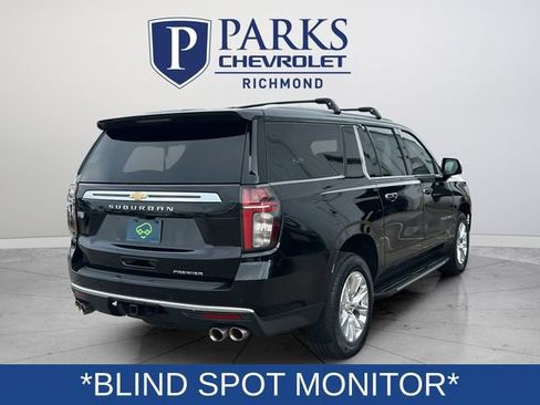 Used 2023 Chevrolet Suburban Premier AWD/4WD image 7