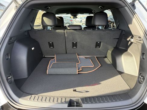 New 2026 GMC Terrain AT4 image 28