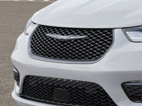 New 2026 Chrysler Pacifica Select image 11